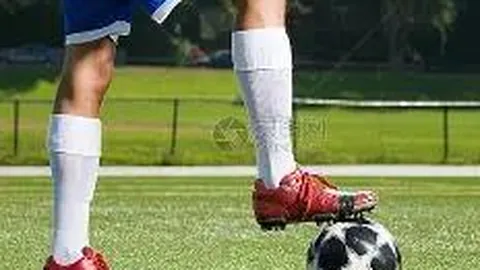 【双色球26005期】潮流杀号揭晓：精选六蓝球组合，缩水攻略一触即发——01、02、06、08、10、16！🎉